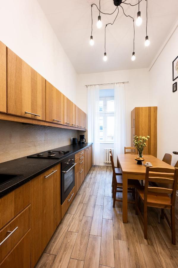 Native Apartments Skawinska 5 คราคูฟ ภายนอก รูปภาพ